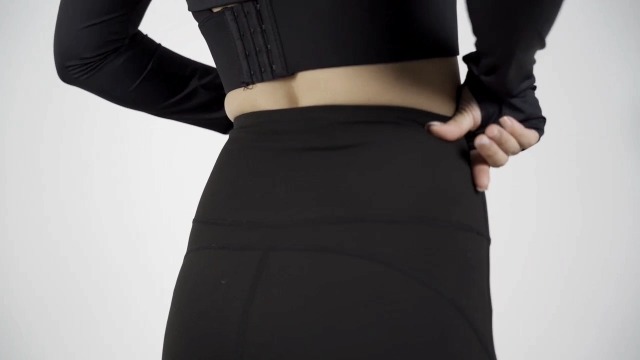 alo yoga 新品/未使用 Sサイズ　ブラック フレアパンツ ヨガレギンス 楽天市場】YogaIrie アイリー ライクラ フレア レギンス